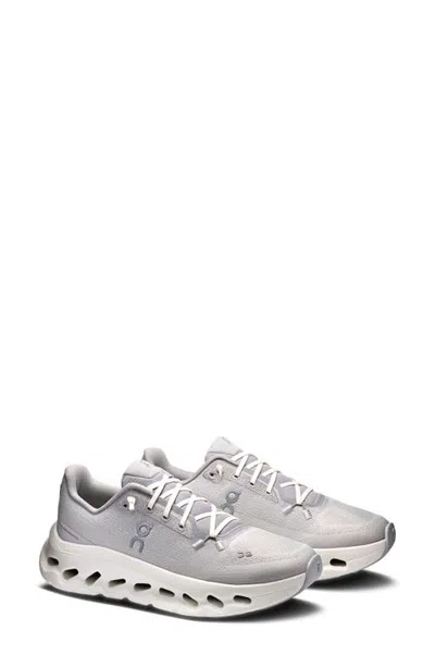 On Cloudtilt Athletic Sneaker In Gray