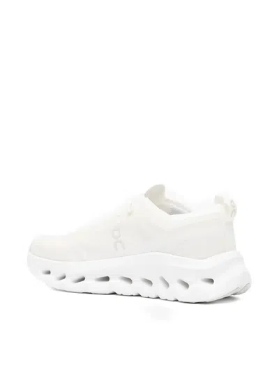 On Cloudtilt Mo Sneakers In White