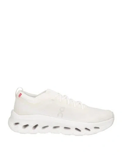 On Cloudtilt Mo Woman Sneakers White Size 8.5 Textile Fibers