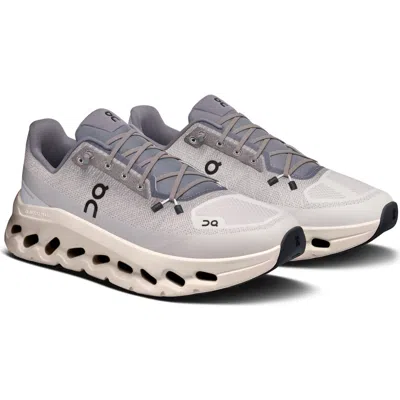 On Cloudtilt Running Shoe