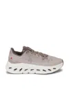 On "cloud 6" Sneakers In Multi