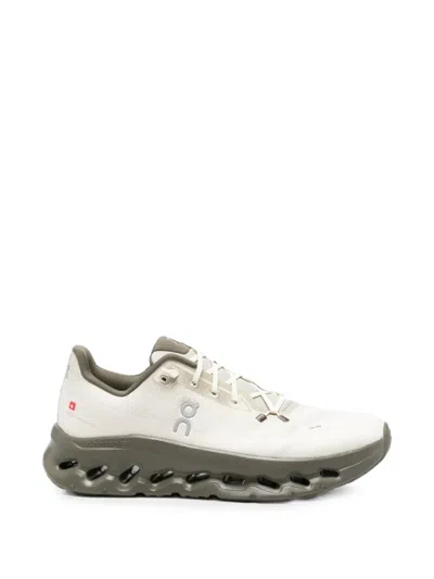 ON CLOUDTILT SNEAKERS