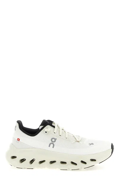 On 'cloudtilt' Sneakers In White