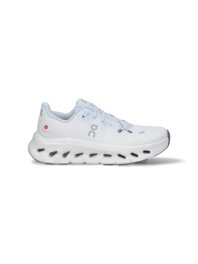 ON "CLOUDTILT" SNEAKERS