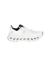 On "cloudtilt" Sneakers In White