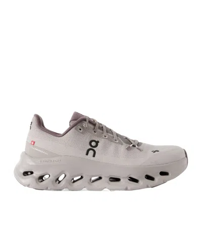 On Cloudtilt Stretch Recycled-knit Sneakers In Silver