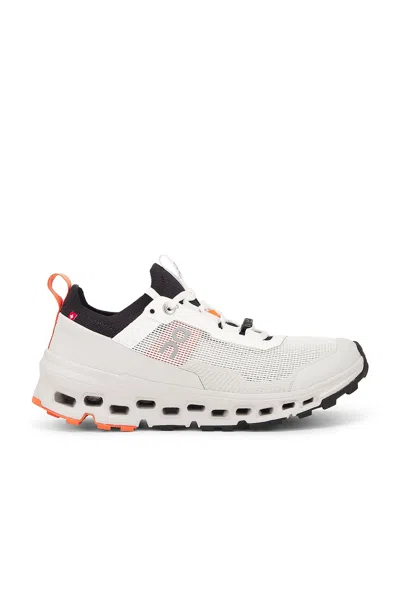 On Cloudultra Sneaker In White & Wolf