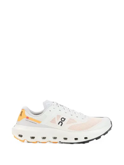 On Cloudvista 3 Grain Mini Performance Sneakers In White