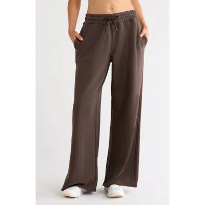 On Club Collective Raw Hem Cott Drawstring Pants In Brown