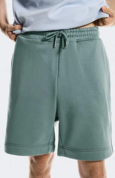 On Club Collective Shorts In Green