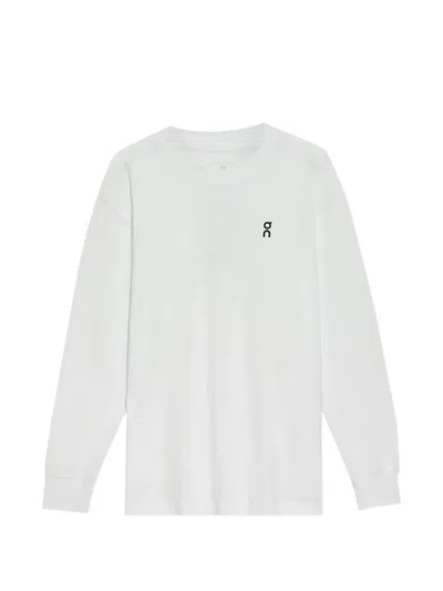 On Club Lg-sleeved T-shirt In White