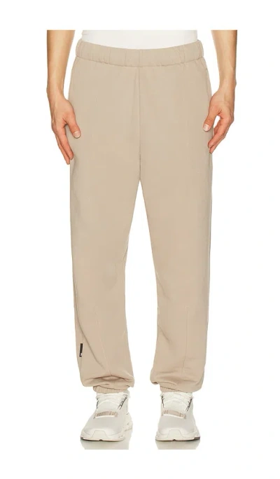 On Club Pants In Neutral