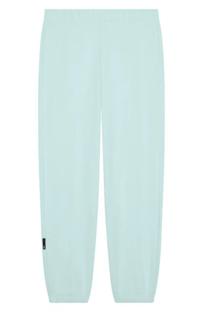 On Club Sweatpants In Green