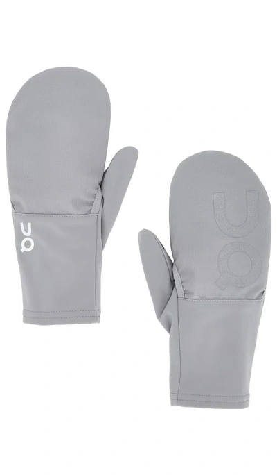 ON CORE GLOVE