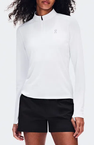 On Core Quarter Zip Performance Top In White