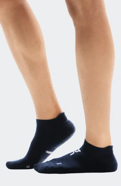 On Core Run 2-pack Ankle Socks In Navy