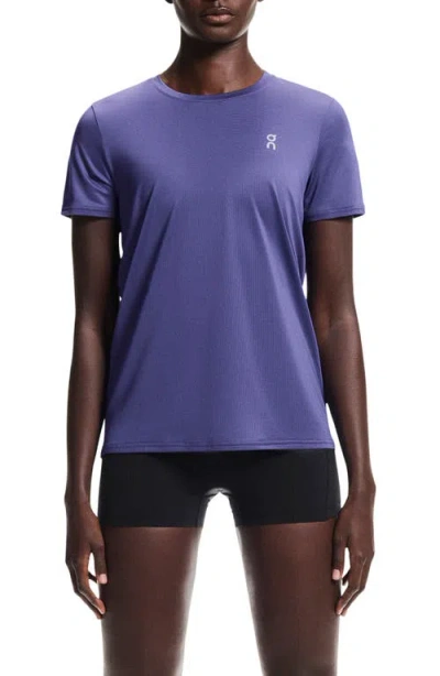 On Core-t Running T-shirt In Purple