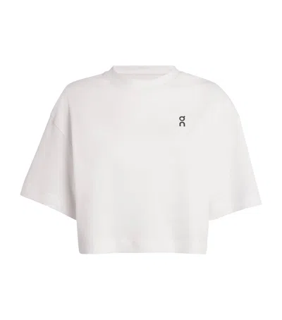 On Cott Club Boxy T-shirt In White