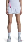 On Court 2-in-1 Tennis Shorts In White