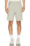 On Courtside Shorts Eaze In Gray