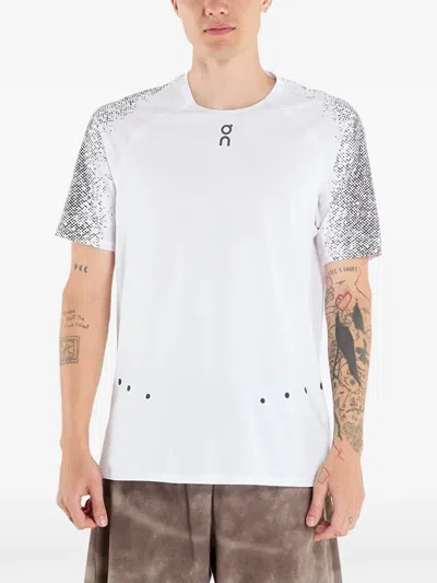 On Dot-print Raglan-sleeve T-shirt In Gray
