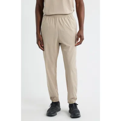 On Focus Training Trousers In Neutral