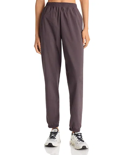 On Focus Pants In Purple