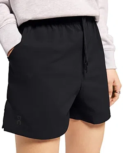 On Focus Shorts In Black