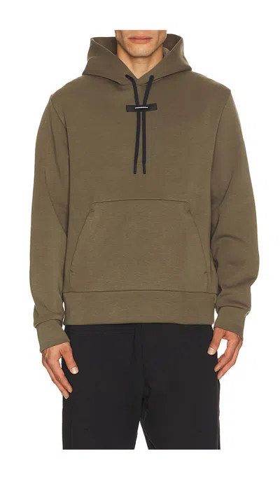 On Focus Tech Hoodie In Green