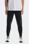 On Focus Tech Sweatpants In Black