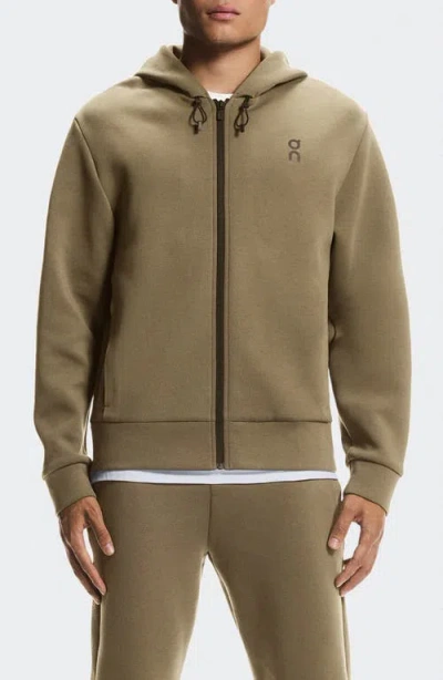 On Focus Tech Zip Hoodie In Brown