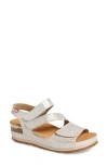 On Foot 206 Austin Platform Sandal In Starlight Oro