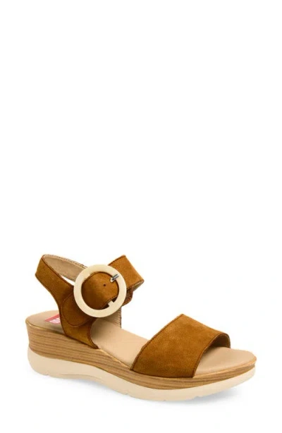 On Foot Boticelli Platform Sandal In Multi