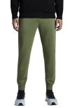 On Joggers In Taiga