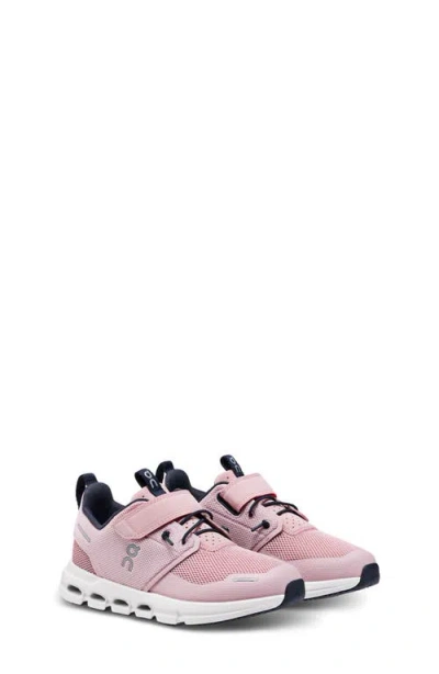 On Kids' Cloud Play Running Sneaker
