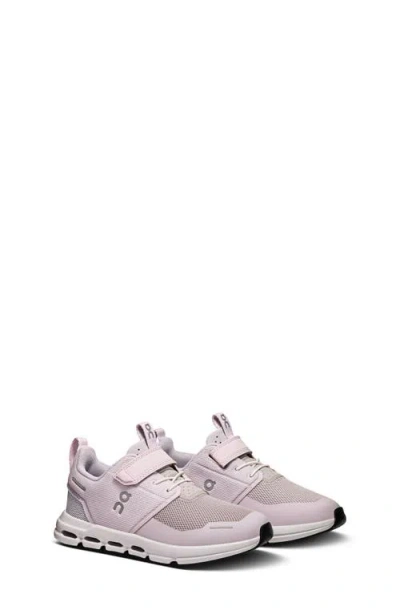 On Kids' Cloud Play Running Sneaker