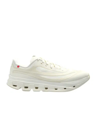 ON LACE-UP SNEAKERS
