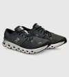 On Cloud X 4 Training Shoe In Black