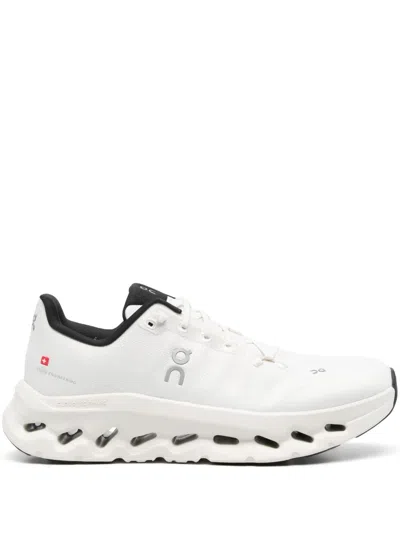On Men's Sneakers In White
