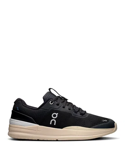 On Men's The Roger Pro Sneaker In Black Sand