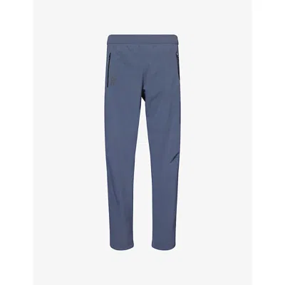 On Mens Logo-print Mesh-panelled Stretch-woven Trousers Navy In Blue