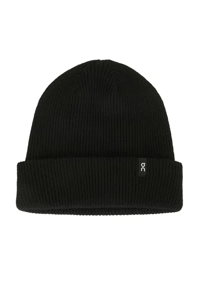 On Merino Beanie In Black