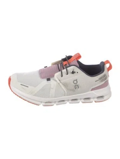 Pre-owned On Mesh Athletic Sneakers In White