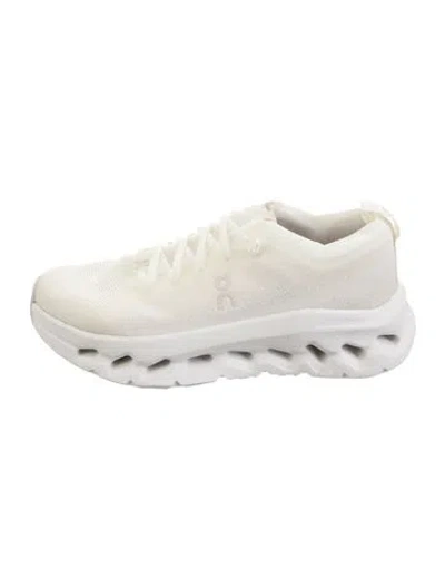 Pre-owned On Mesh Athletic Sneakers In White