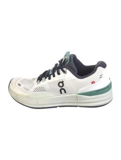 Pre-owned On Mesh Athletic Sneakers In White