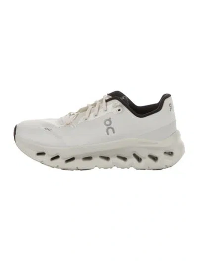 Pre-owned On Mesh Athletic Sneakers In White