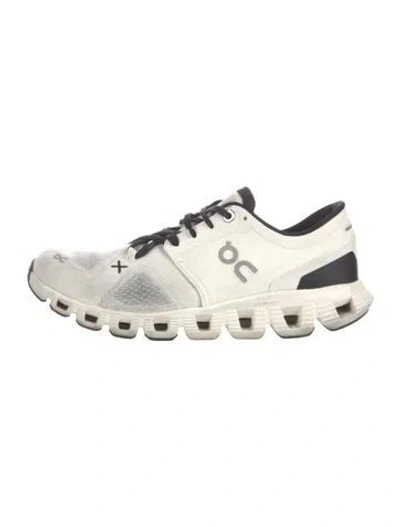 Pre-owned On Mesh Mesh Accents Athletic Sneakers In White