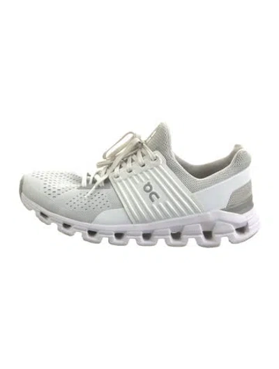 Pre-owned On Mesh Sneakers In White