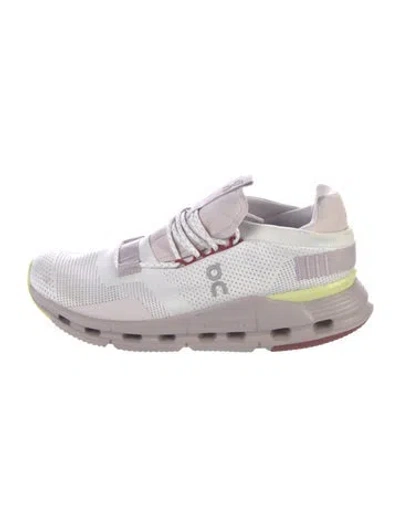 Pre-owned On Mesh Sneakers In White