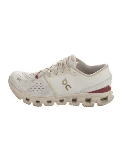 Pre-owned On Mesh Sneakers In White
